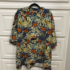 Tommy Bahama mens XXL silk Christmas shirt, like new